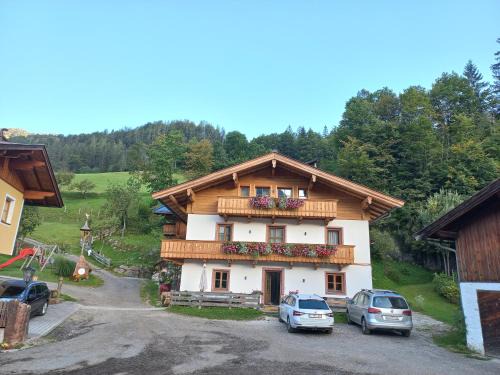 Lofer House | Ferienzimmer Brennerbauer