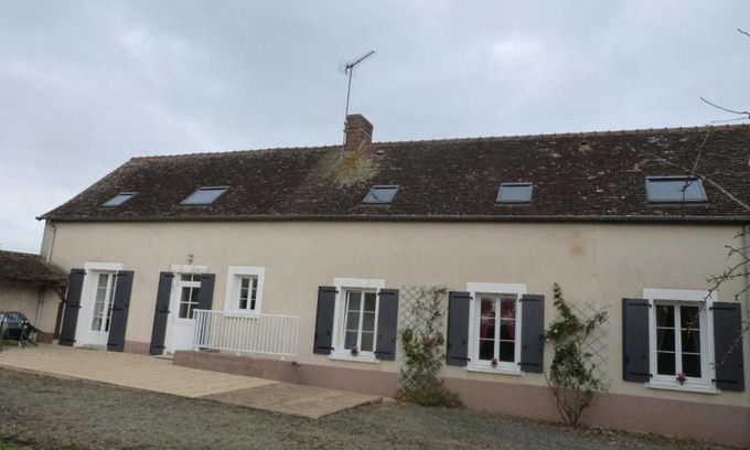 Vallon-sur-Gee House | Fermette rénovée avec terrasse, internet et garage près de Vallon-sur-Gée - FR-1-410-212