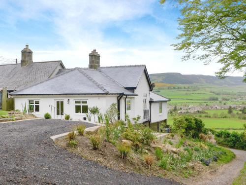 Thropton House | Ferncliffe Cottage
