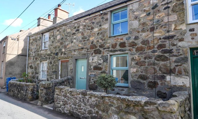 Llanbedrog House | Ferndale