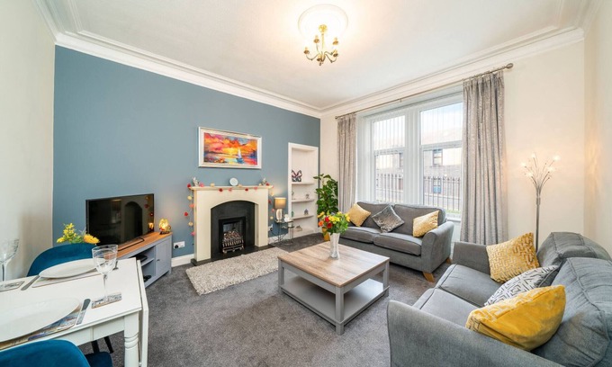 Broughty Ferry Apartment | Ferry Nice - Central Broughty Ferry Location