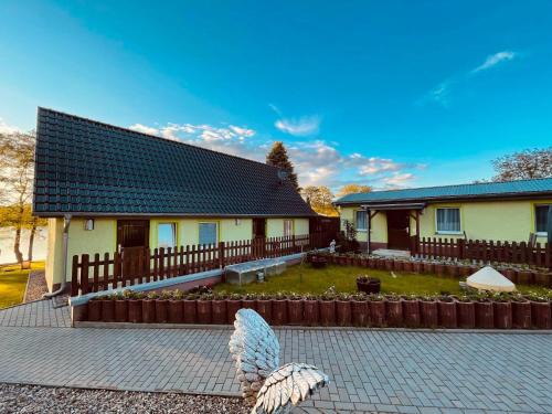 Feldberger Seenlandschaft Apartment | FEWO Am Haussee Feldberger Seenlandschaft