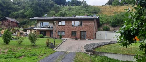 Glees Apartment | Fewo am Wingertsberg Glees Laacher See