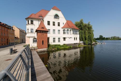 Brandenburg an der Havel Apartment | Fewo auf der Dominsel-LOTUS