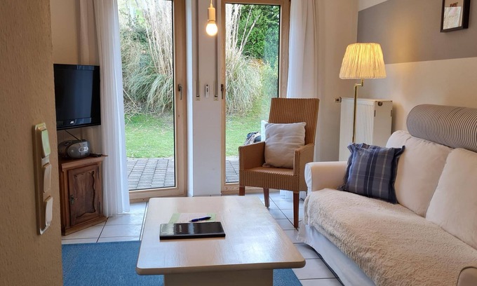 Andel Apartment | Fewo Moselperle Am Ring 35, Versorgungspaket - Feriendomizil & Weingut Roussel mit Restaurant