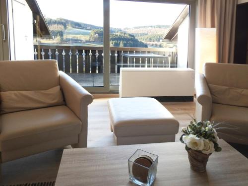 Niedersfeld Apartment | FeWo Pieck mit Parkplatz und privater Garage
