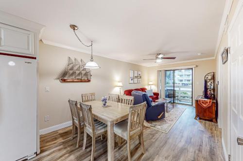 Folly Field Apartment | Fiddlers Cove 21C