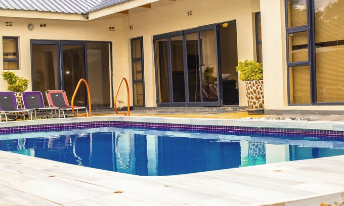 Victoria Falls Bed & Breakfast | Fidelity Lodgings and Travel