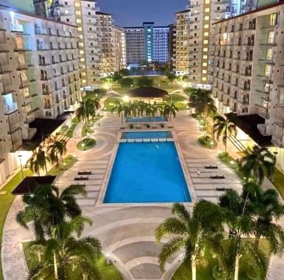 San Dionisio Apartment | Field Residences Condo Hotel