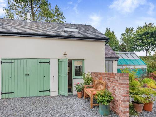 Cynghordy House | Field View