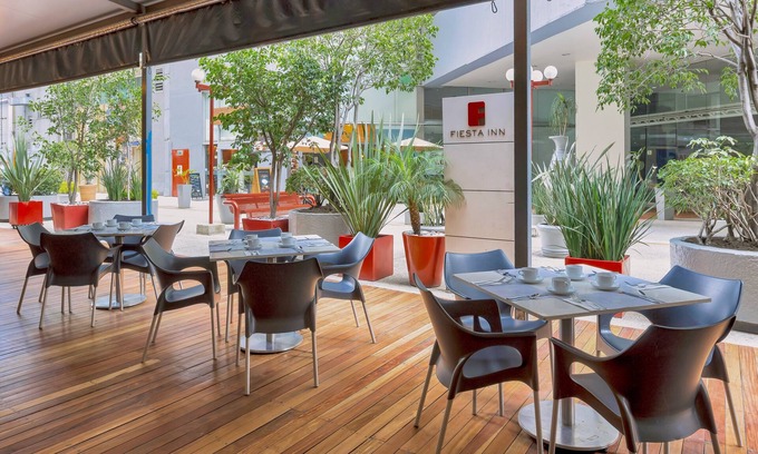San Jose Insurgentes Hotel | Fiesta Inn Insurgentes Sur