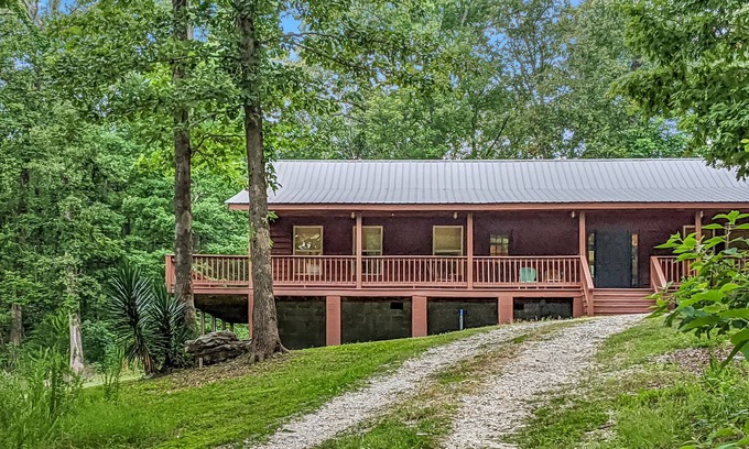 Fifty-Six House | Fifty-Six Cabin ~ Privacy in the woods near the best outdoor rec areas