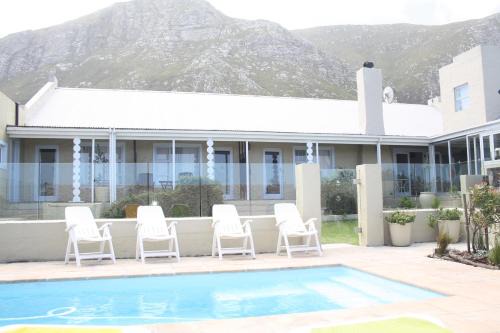 Betty's Bay Cabin | Fijnbos Manor