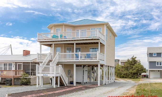 Topsail Beach House | Finally Beachin' - Great 4 BR Home - Ocean View & Easy Beach Access!