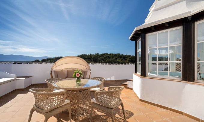 La Bobadilla Hotel | Finca la Bobadilla, Leading Hotels of the World