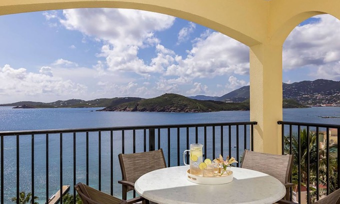Estate Bakkero Resort | 𝐅𝐢𝐧𝐝𝐢𝐧𝐠 𝐌𝐞𝐢𝐥𝐢 Beachfront Dream Getaway @Frenchman's Cove Resort, 2BR