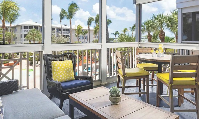 Key West Resort | 𝐅𝐢𝐧𝐝𝐢𝐧𝐠 𝐌𝐞𝐢𝐥𝐢 Dream Getaway at the Beach House Resort+Amenities. 2BR