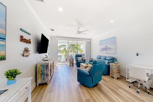 Key Colony Beach Apartment | Finer Things