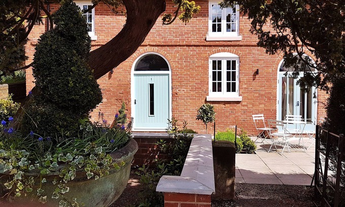 Breedon on the Hill Cottage | Finest Retreats | No.1 Meynell Mews