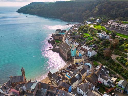 Kingsand House | Finest Retreats - Blue Monkey