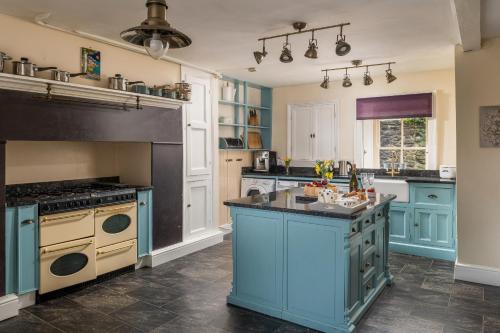 Llanrwst House | Finest Retreats - Bryn Seion