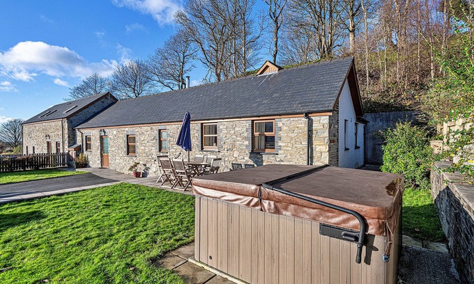 Glandyfi Cottage | Finest Retreats | Eithinog