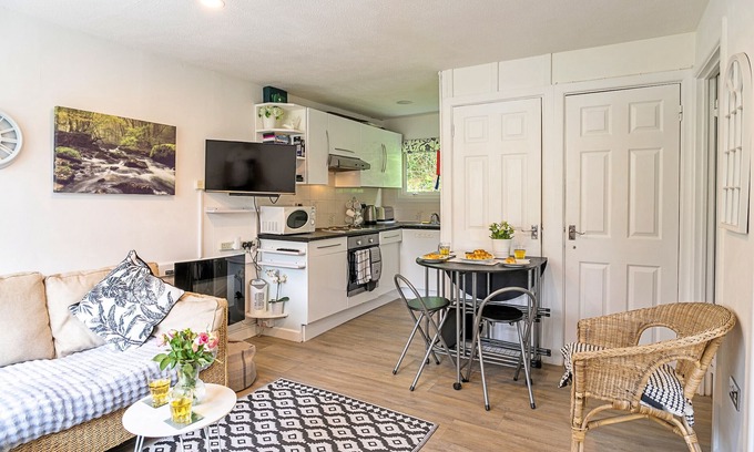 St Teath Ski Chalet | Finest Retreats - Lanteglos Villa