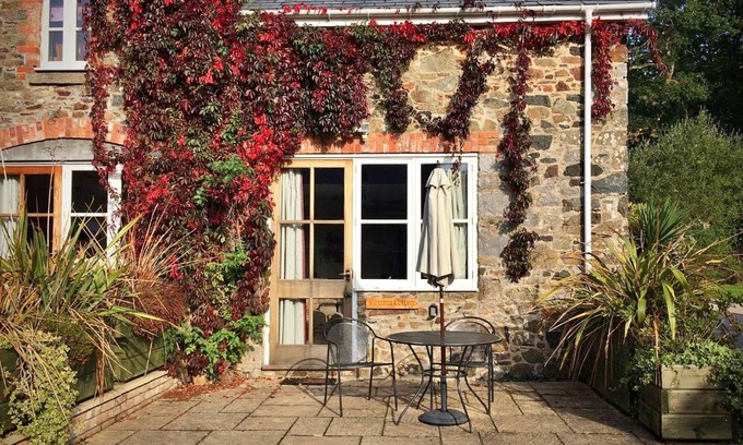 Liverton House | Finest Retreats - Little Dunley - Virginia Cottage