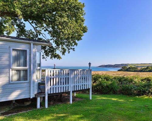 Cowes House | Finest Retreats - Ocean View