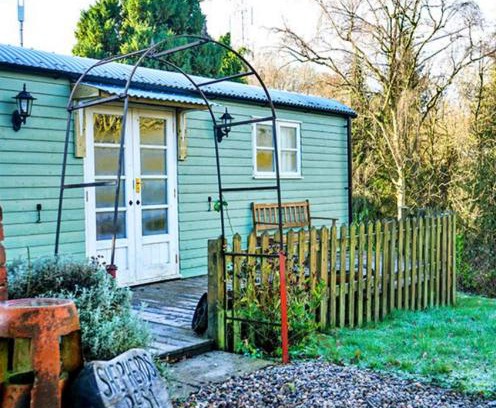 Coalbrookdale Ski Chalet | Finest Retreats Shepherds Rest at Morrells Wood