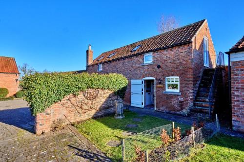 Hemingby House | Finest Retreats - The Rookery Stables