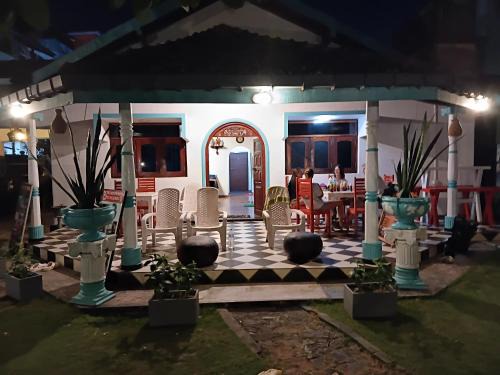 Negombo Hotel | Fionn's Coconut Beach House