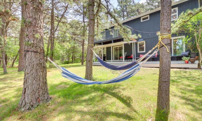 Long Pond House | Fire Pit, Kayaks and Hammocks Long Pond Home!