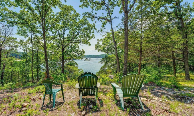 Shell Knob House | Fire Pit & Stunning Lake Views: Shell Knob Home!