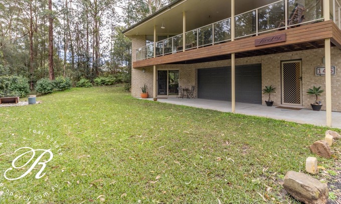 Bungwahl House | Firefly - Family Friendly close to Seal Rocks