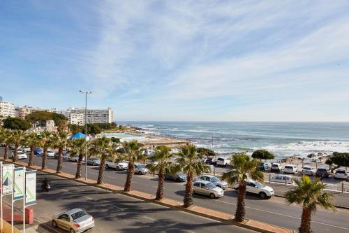 Sea Point Hotel | First Group Riviera Suites
