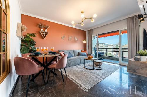 Carihuela Apartment | First line , Cosy and Comfortable + Swimming pool