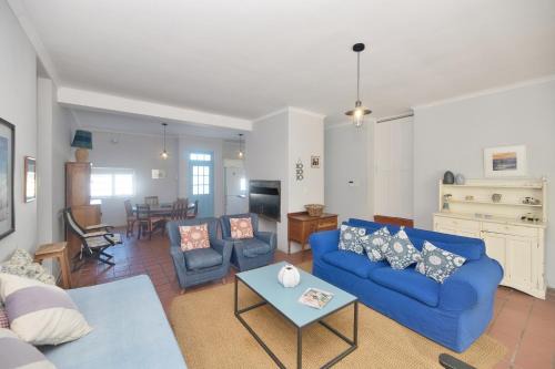 Waenhuiskrans House | Fisher's Rest In Arniston