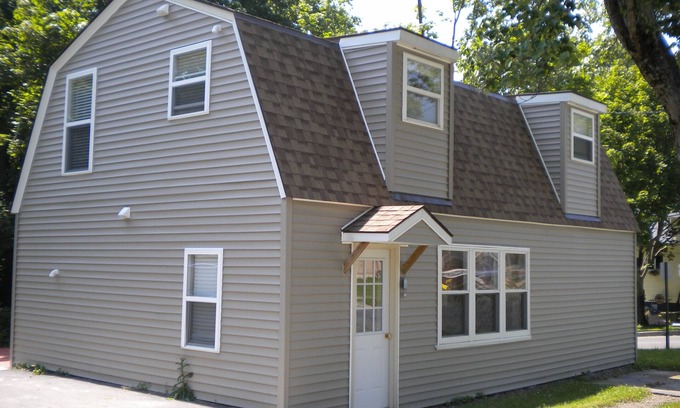 Pulaski House | Fisherman's Dream Location By Salmon River! Lake Ontario Sandy Beaches!