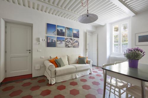 Fiumelatte Apartment | Fisherman's house n.3