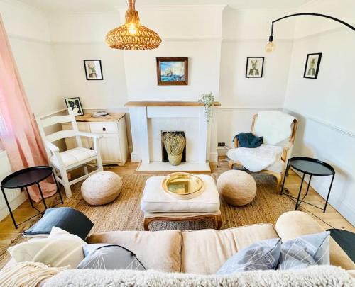 Appledore House | * Fisherman’s Cottage * with river views (dog friendly!)