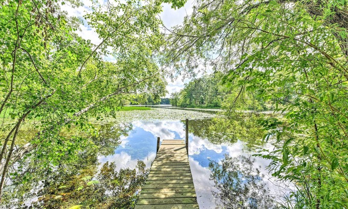 Rice Lake House | Fishermen's Paradise w/Fire Pit on Rice Lake!
