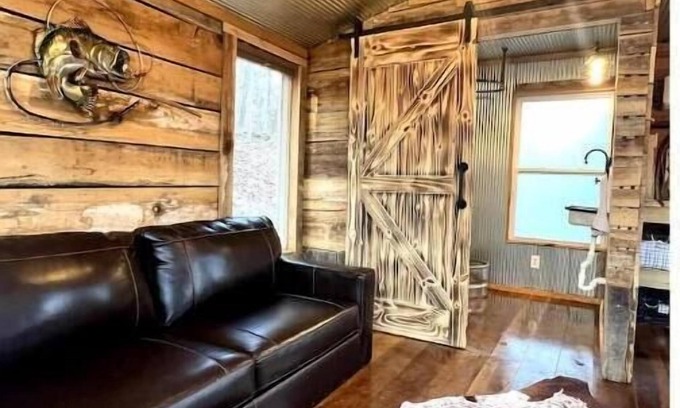 Grant Cabin | Fishing Cabin Getaway