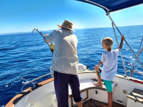 Primosten Boat Rental | Fishing Chatrer -Big game-izleti brodom