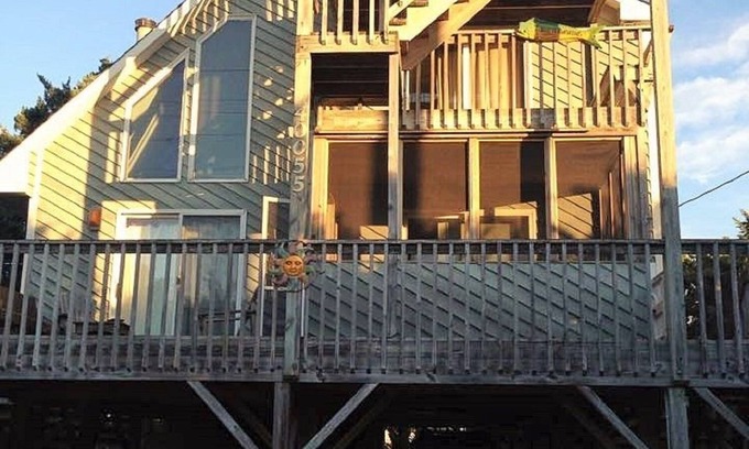 Avon Cottage | Fishing,Paddleboarding,Kayak Delight!Lovely includesyour BeachToys!Max Guests: 7
