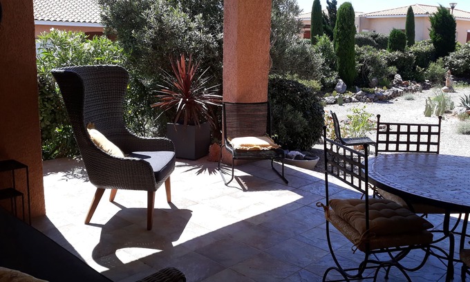 Fitou Villa | Fitou Mediterranean Villa 2 bed Full Air con, Wifi, 3 Pools,Terrace & Parki