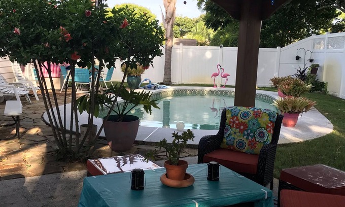 Jacksonville Beach House | Five miles from Mayo Clinic and nine blocks from the ocean. Quiet and cozy.