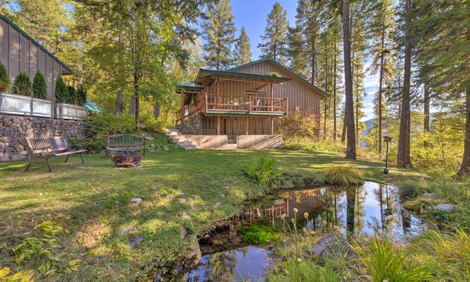 Whitefish House | Five star luxurious cabin with top of the line amenities.