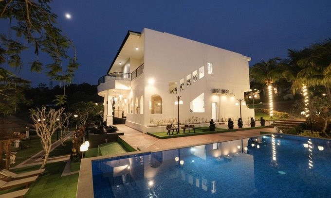 Pecatu Hotel | Flamingo Aquila