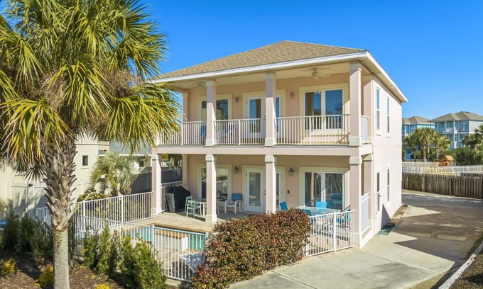 Avalon Beach Estates House | Flamingo Cove Beach House - Private Pool, Pet Friendly, Pickleball, Sleeps 12